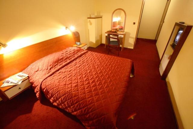Hotel Dinara Livno Rom bilde