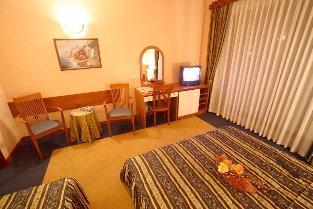 Hotel Dinara Livno Rom bilde