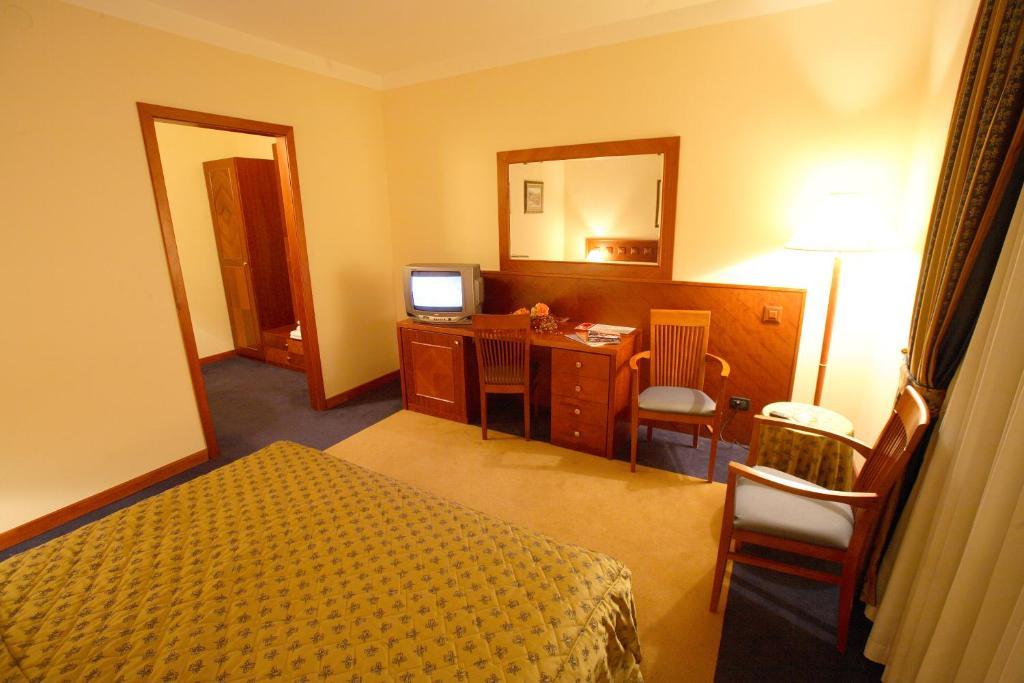 Hotel Dinara Livno Rom bilde