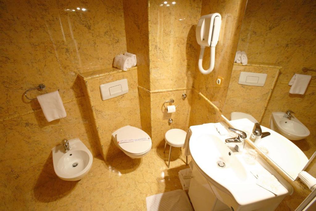 Hotel Dinara Livno Rom bilde