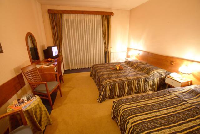 Hotel Dinara Livno Eksteriør bilde