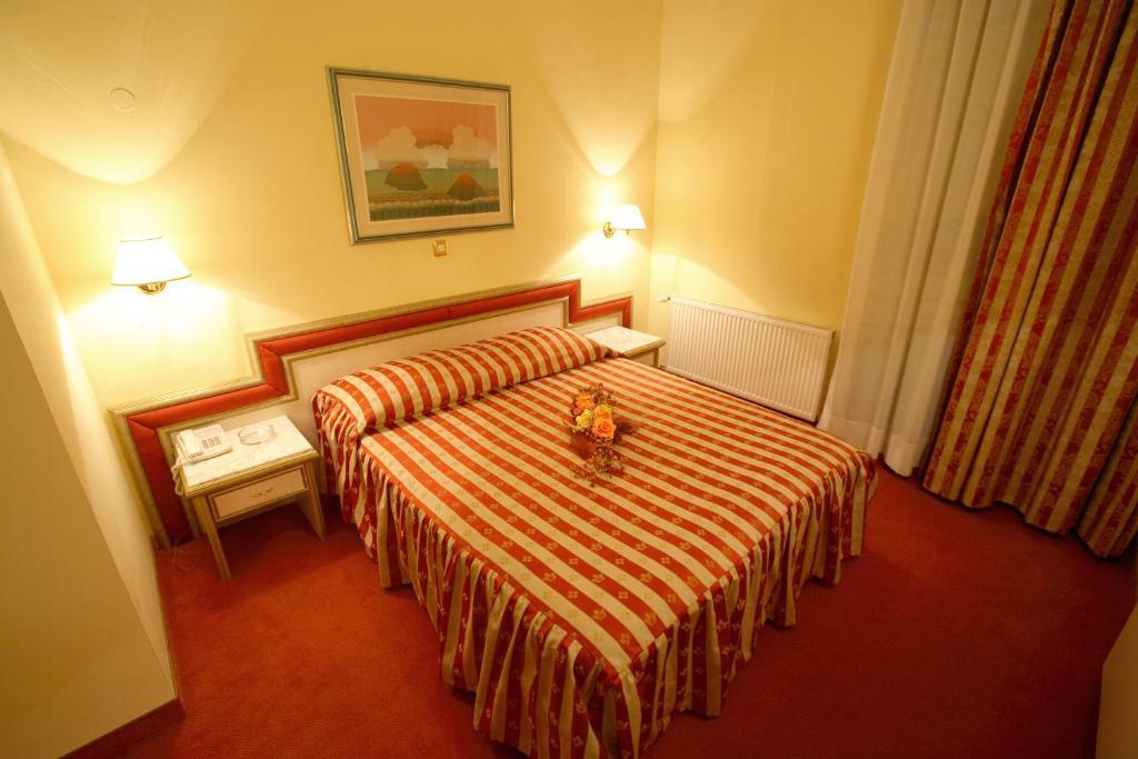 Hotel Dinara Livno Rom bilde
